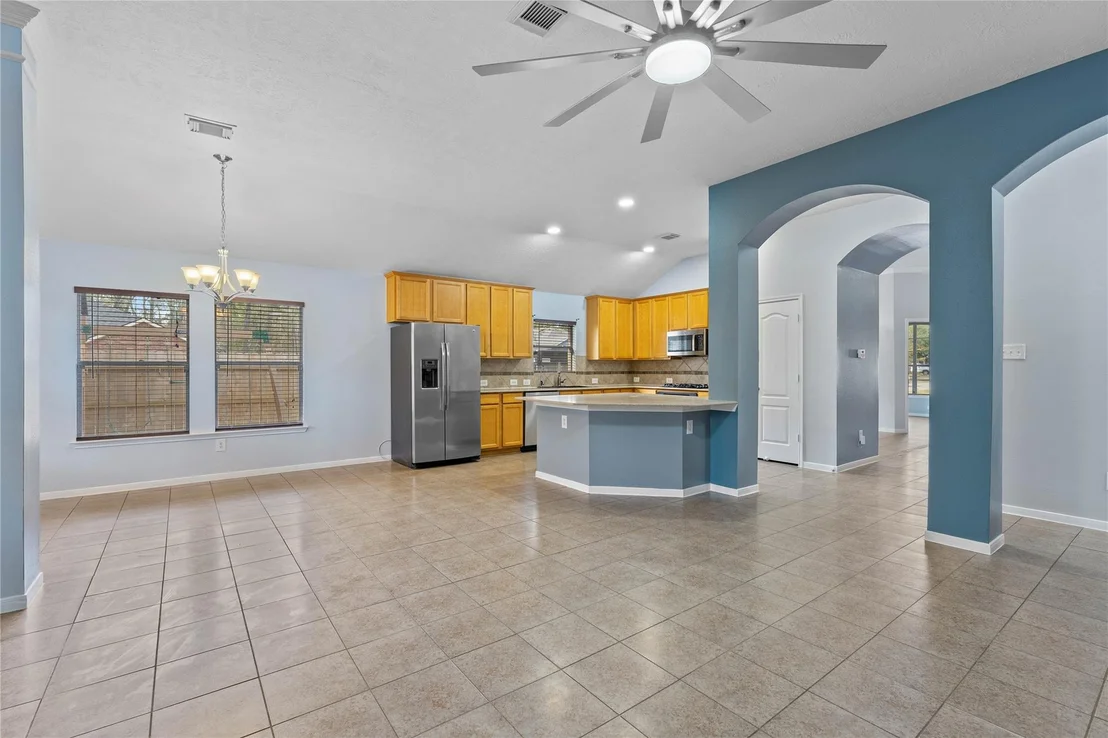 Photo of 18939 Cluster Oaks Drive