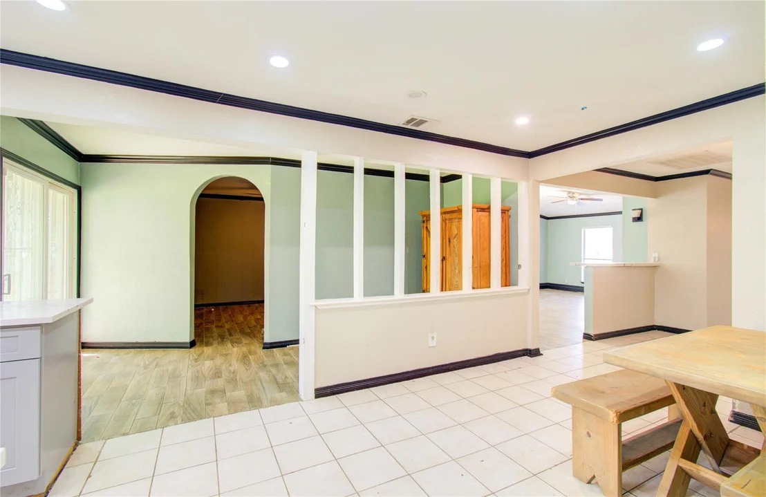 Photo of 8014 Streamside Drive