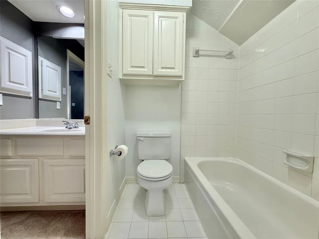 Photo of 58 Laurelhurst Circle