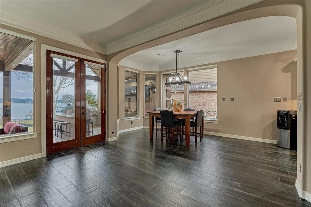 Photo of 1010 The Cliffs Boulevard