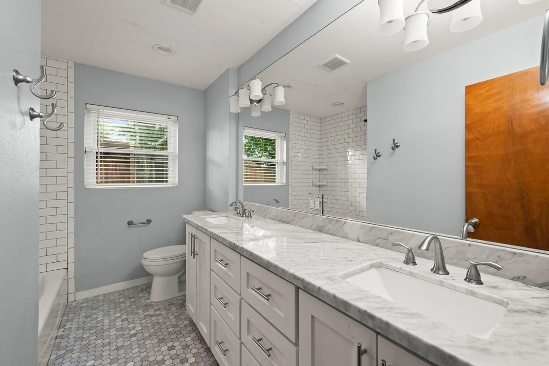 Photo of 2218 Stonecrest
