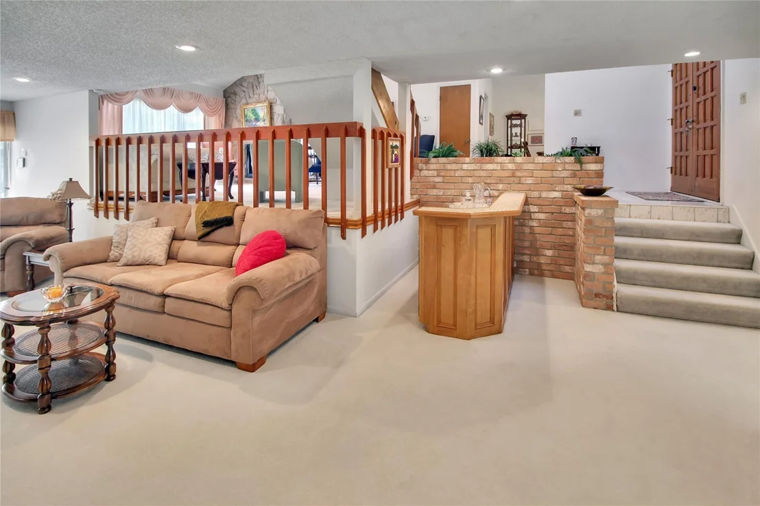 Photo of 19538 Enchanted Oaks Drive