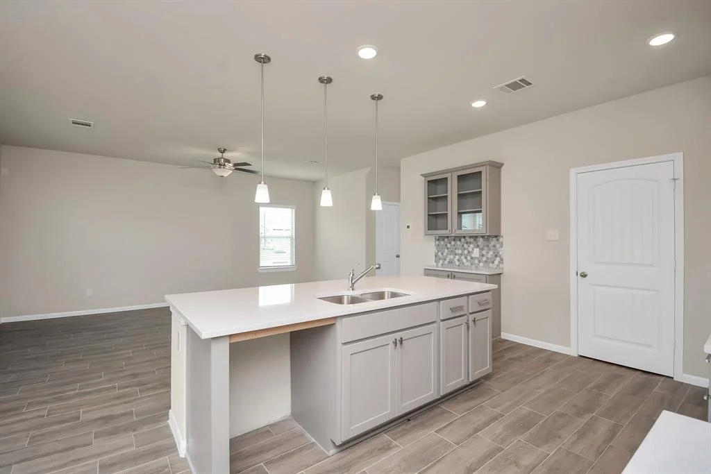 Photo of 6630 Escondido Drive