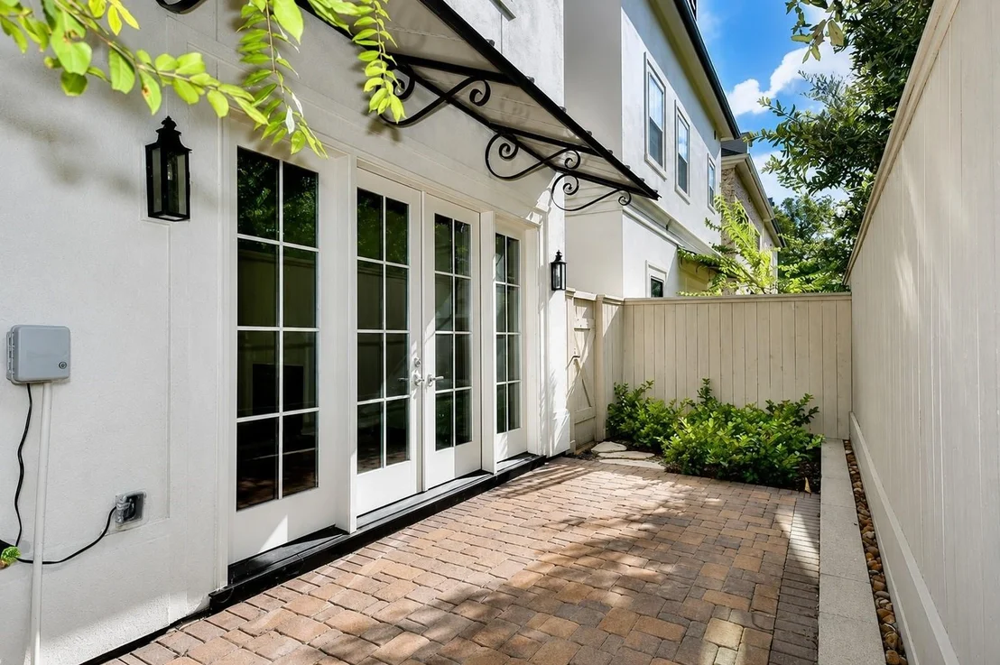 Photo of 215 Willow Street