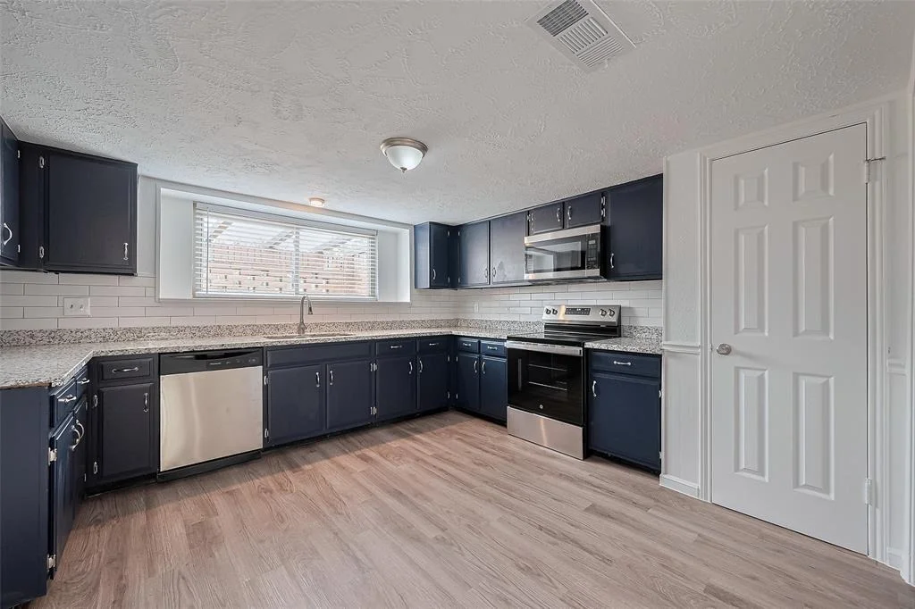 Photo of 7011 Maple Fox Drive
