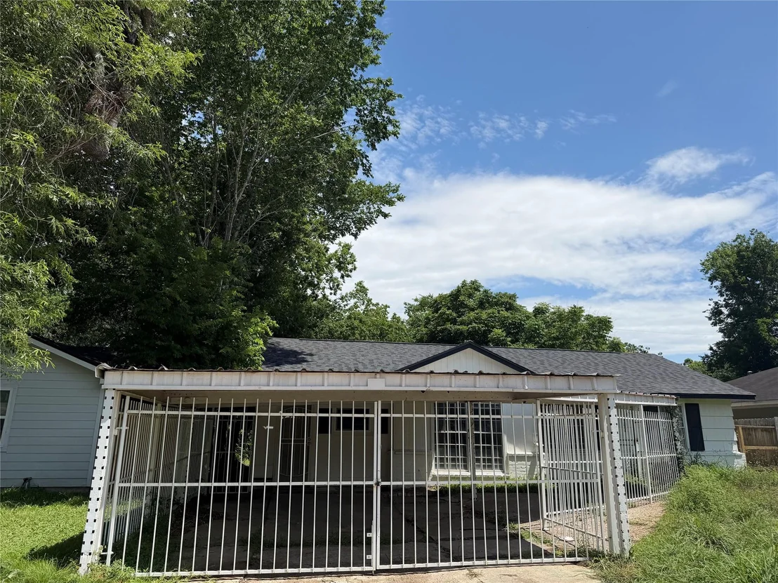 Photo of 5535 Elmlawn Drive