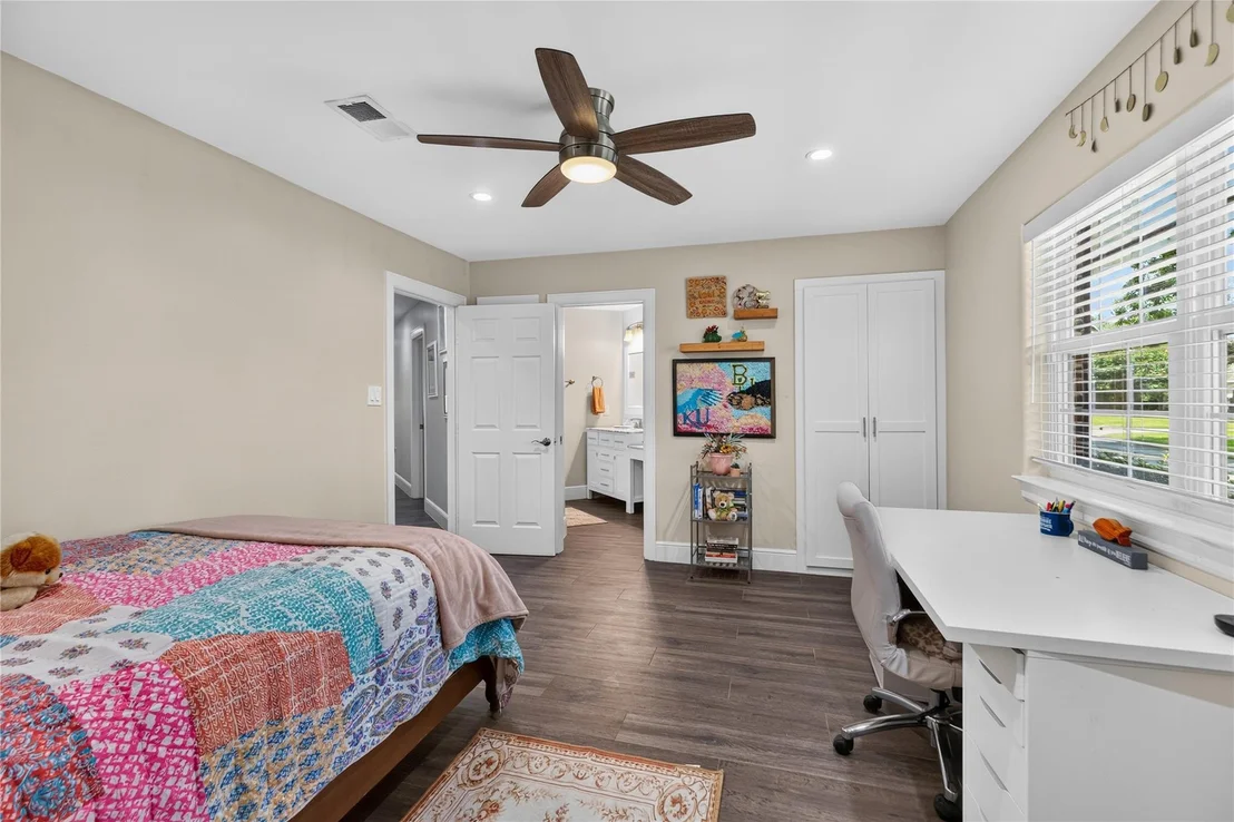 Photo of 5911 Masters Drive