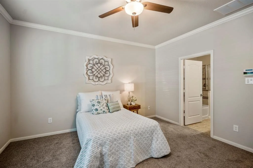 Photo of 4618 Oak Laurel Lane