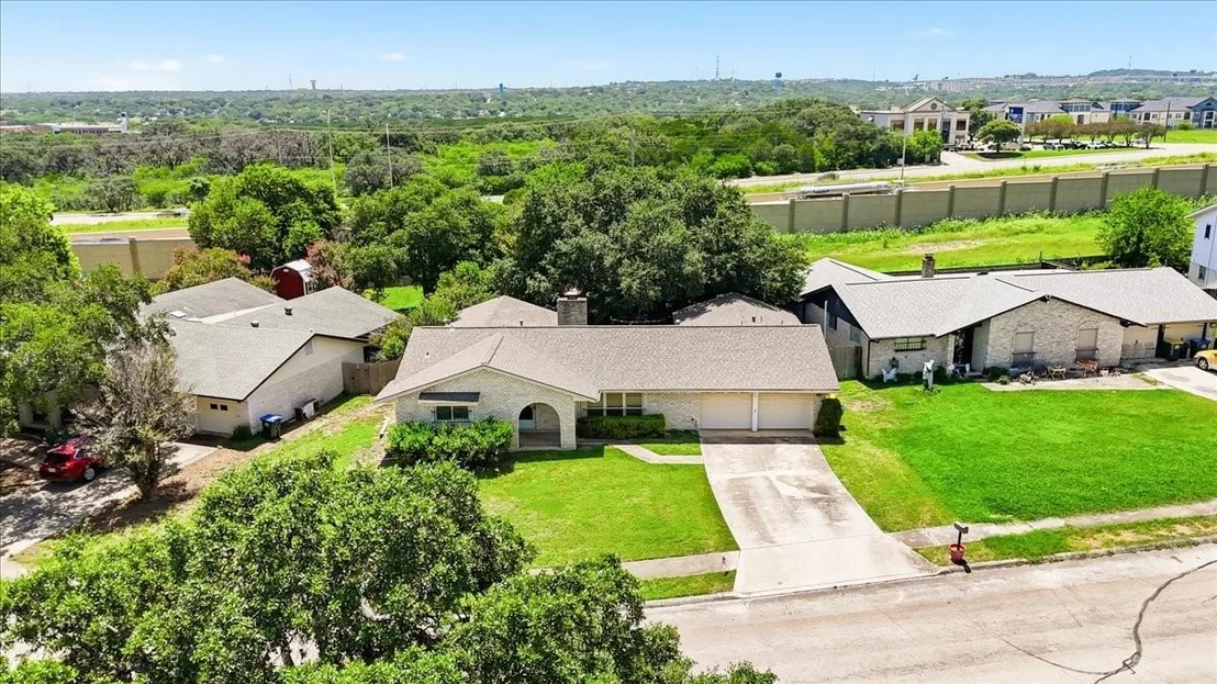 Photo of 610 Amistad Boulevard