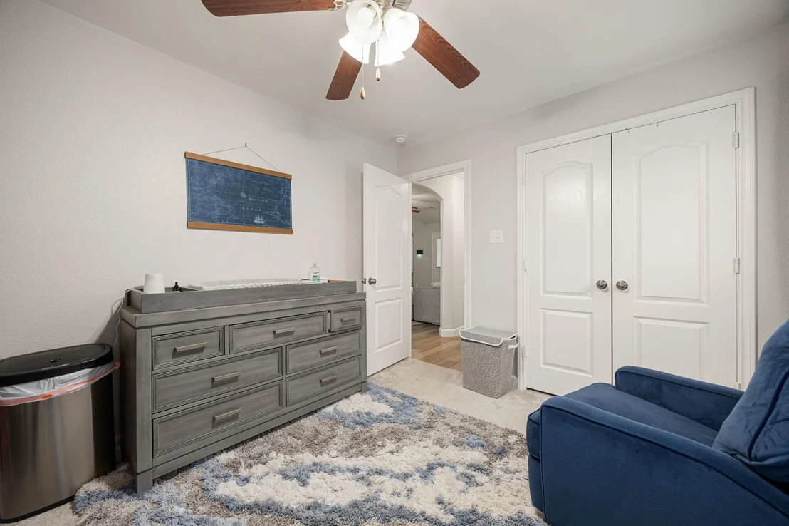 Photo of 922 Fife Drive