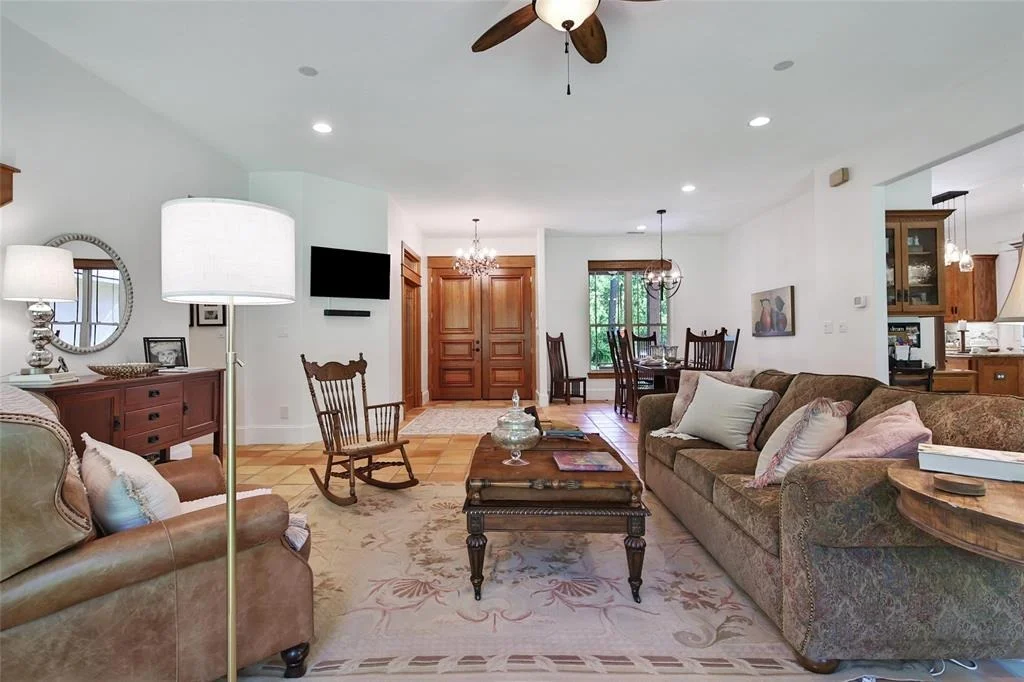 Photo of 28 Lake Forest Drive