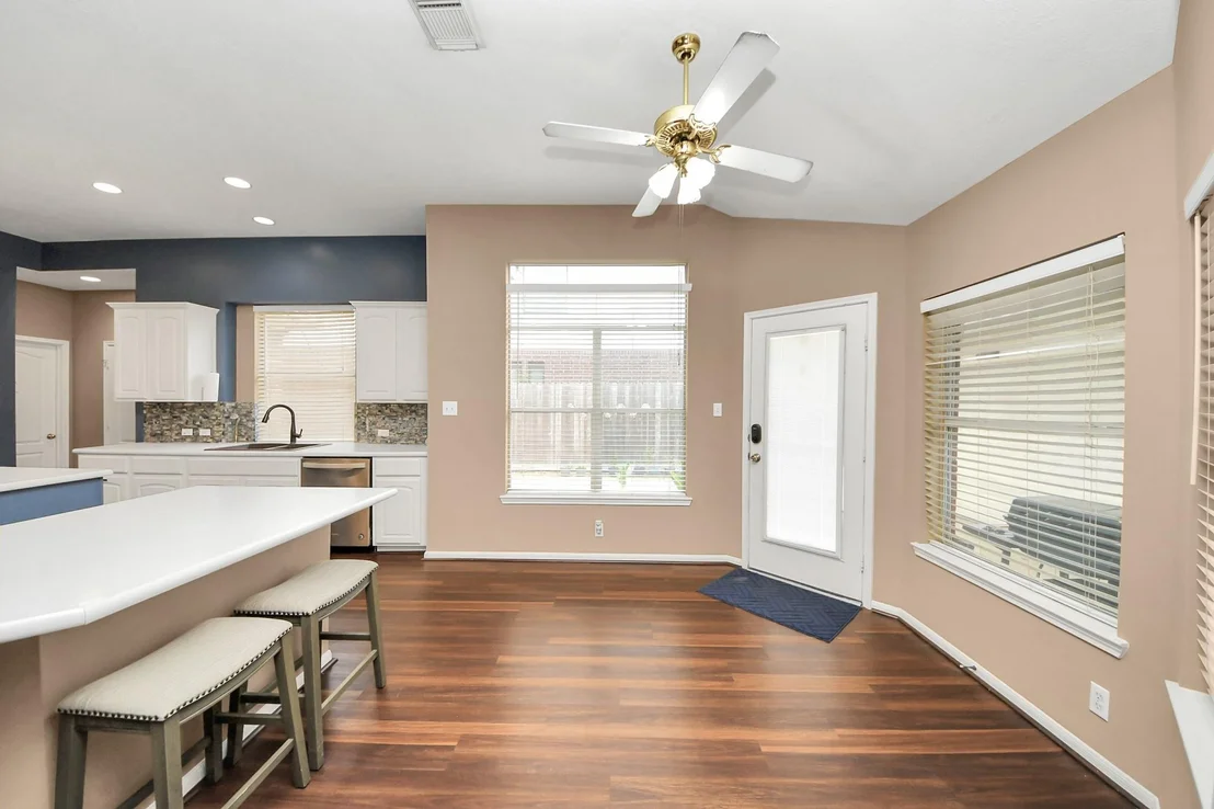 Photo of 6204 Raintree Drive