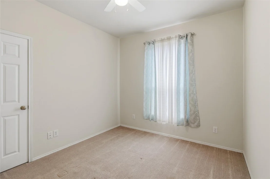 Photo of 19910 Roycroft Lane