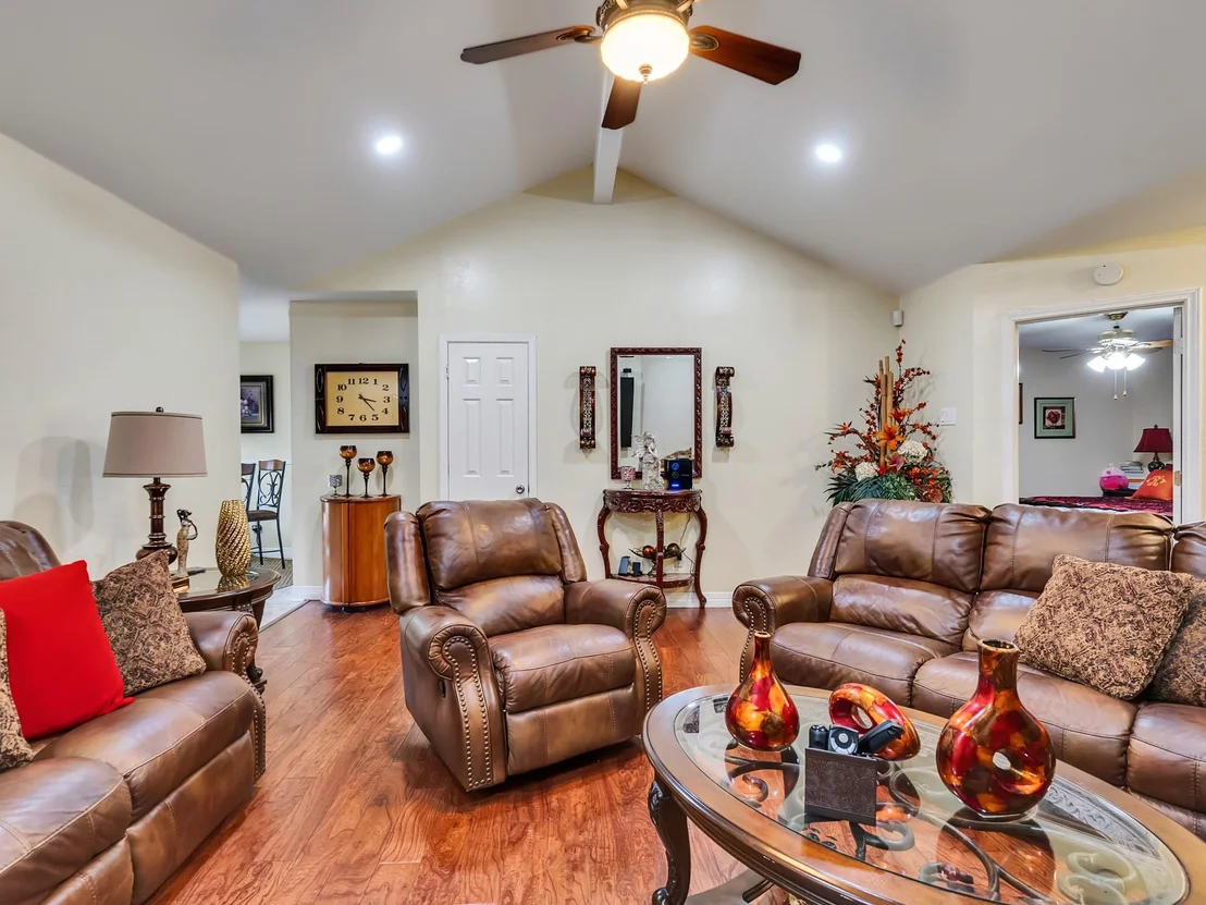 Photo of 7234 Colima Drive