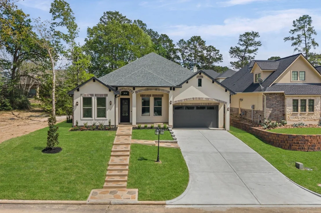 Photo of 205 Blue Hill Drive