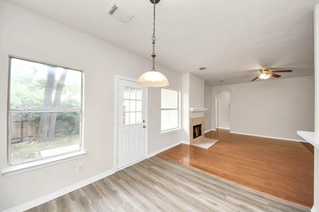 Photo of 5327 Rivergate Drive