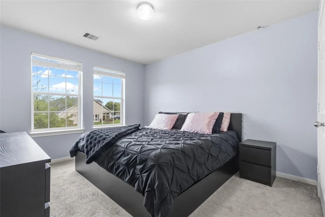 Photo of 2055 Midlane Drive