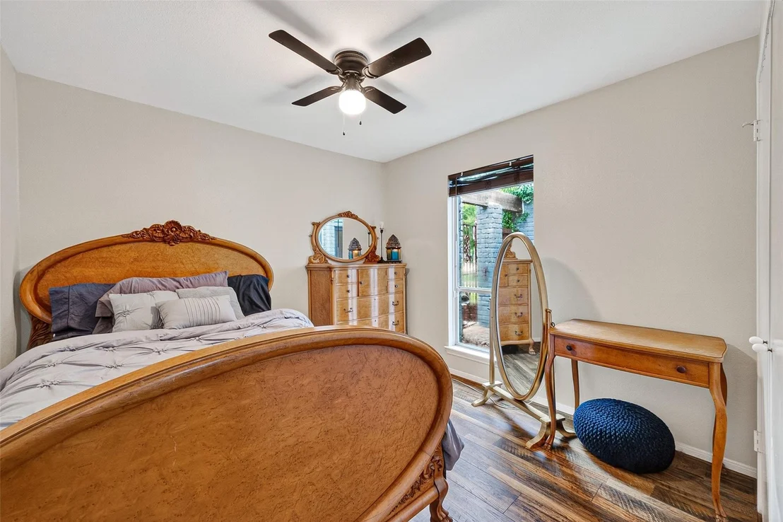 Photo of 1022 Apache Falls Drive