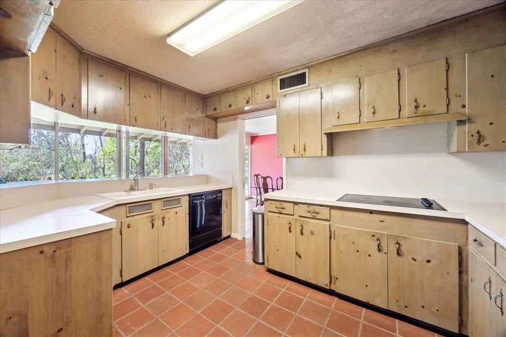 Photo of 1031 Ridgeley Drive