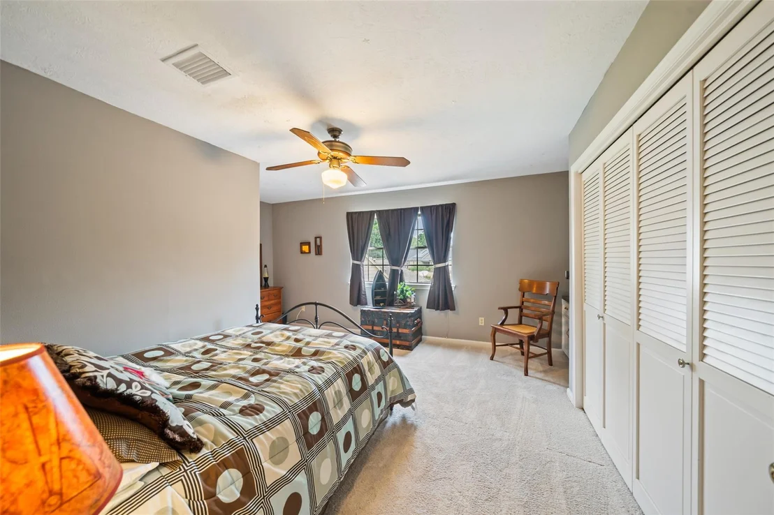 Photo of 715 Orleans Court