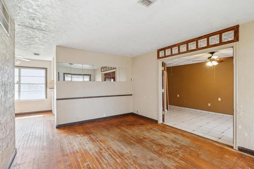Photo of 947 Stonecrest Drive