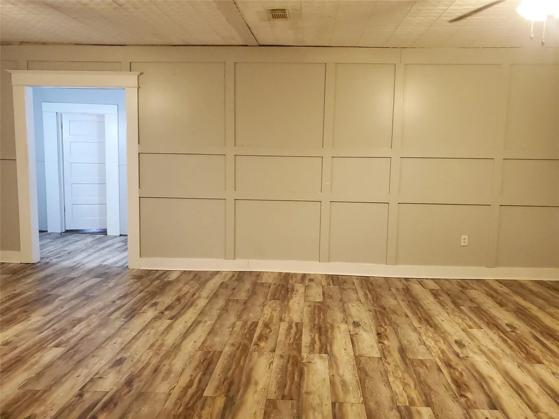 Photo of 1233 Caldwell Road