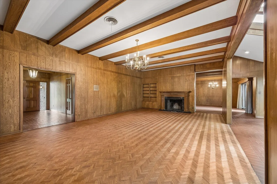 Photo of 526 Westminster Drive