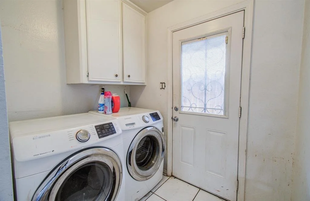 Photo of 5425 Viking Drive
