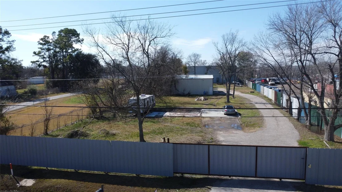 Photo of 13533 Luthe Road