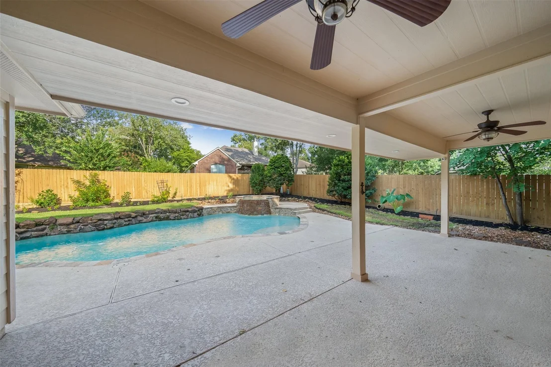 Photo of 214 Lake View Circle