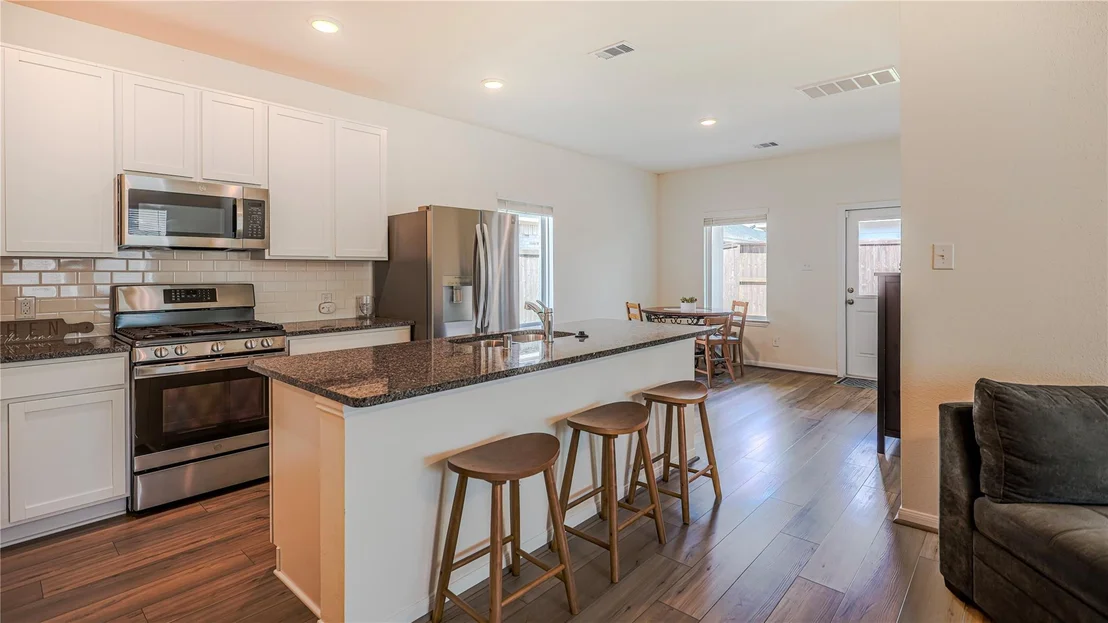Photo of 402 Flycatcher Court