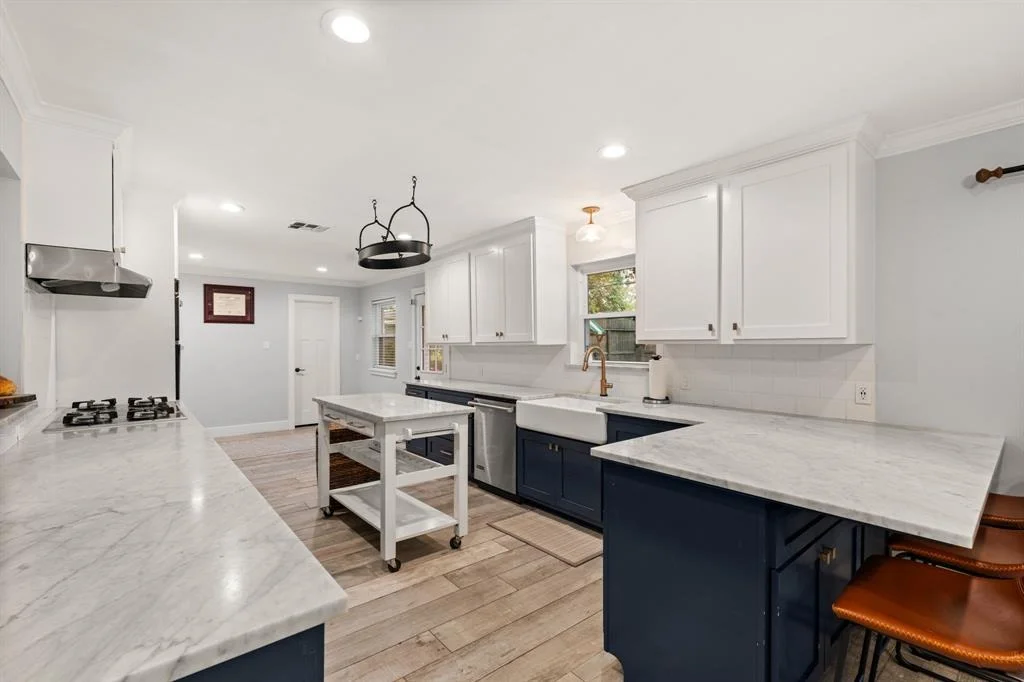 Photo of 10058 Cedardale Drive