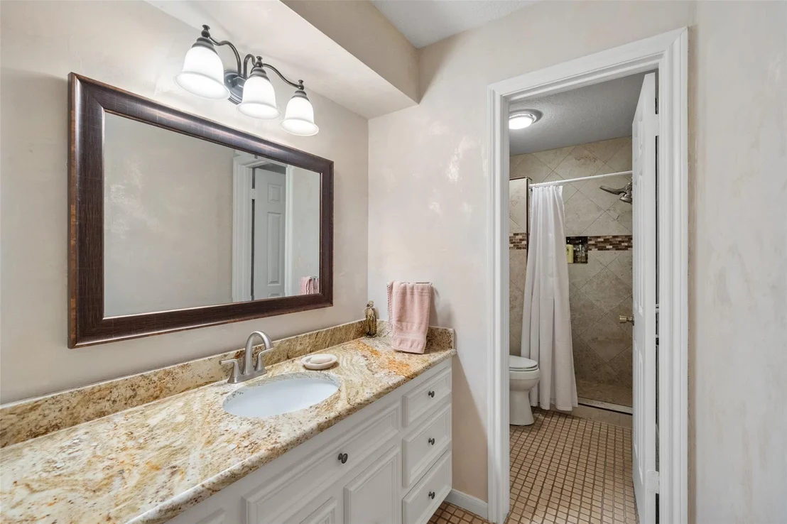 Photo of 12155 Hawthorne Drive