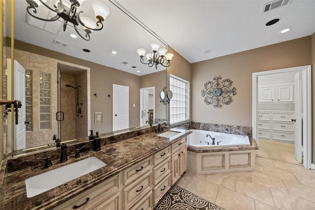 Photo of 76 Sarasota Circle N