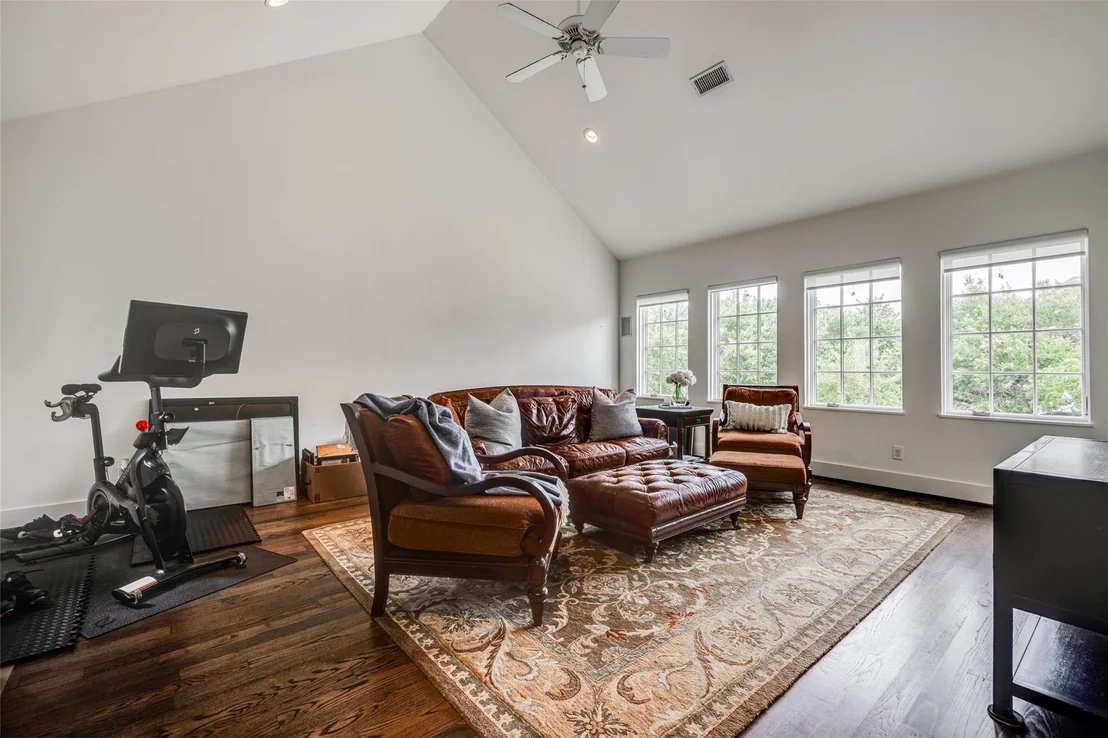 Photo of 2815 Albans Road