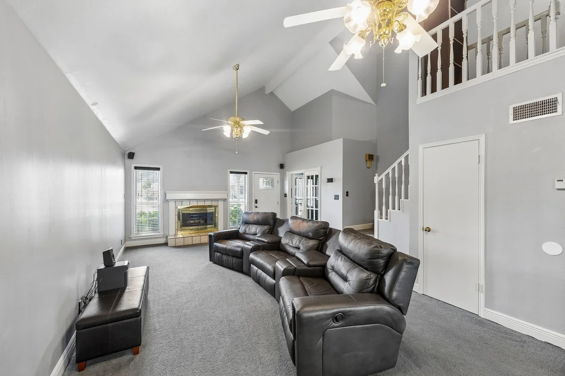 Photo of 1003 Eagle Lake Road