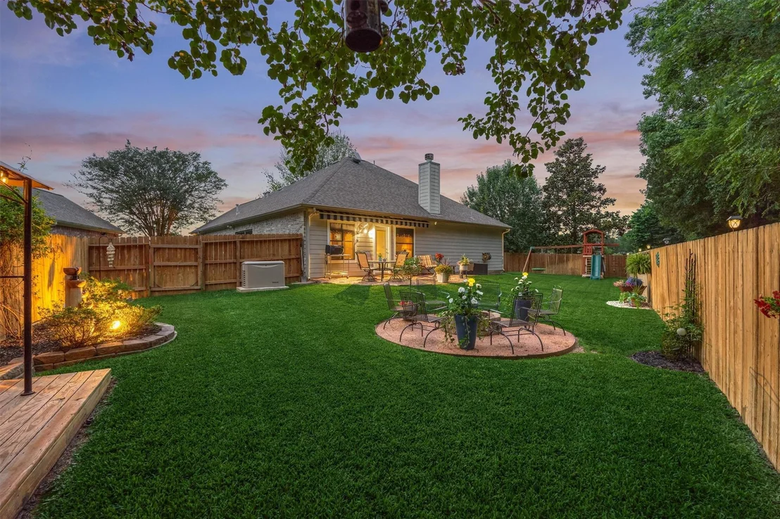 Photo of 2203 Nicholas Crossing