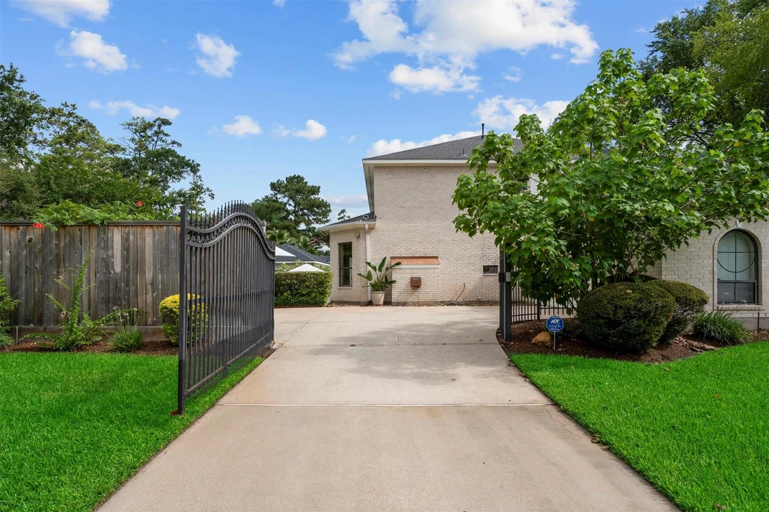 Photo of 24803 Northampton Forest Drive