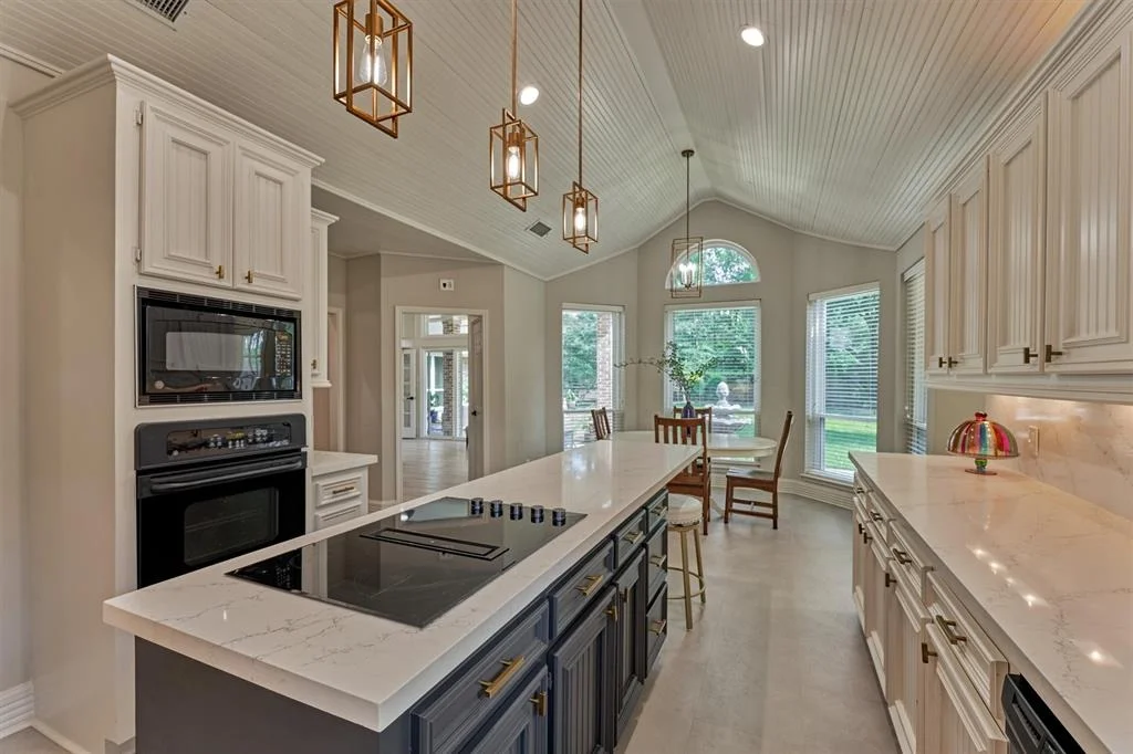 Photo of 23010 Hampton Forest Lane