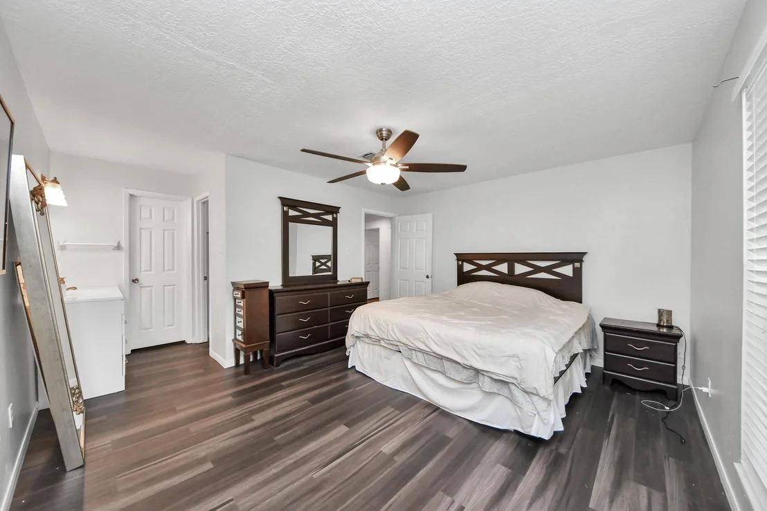 Photo of 1415 Parry Sound