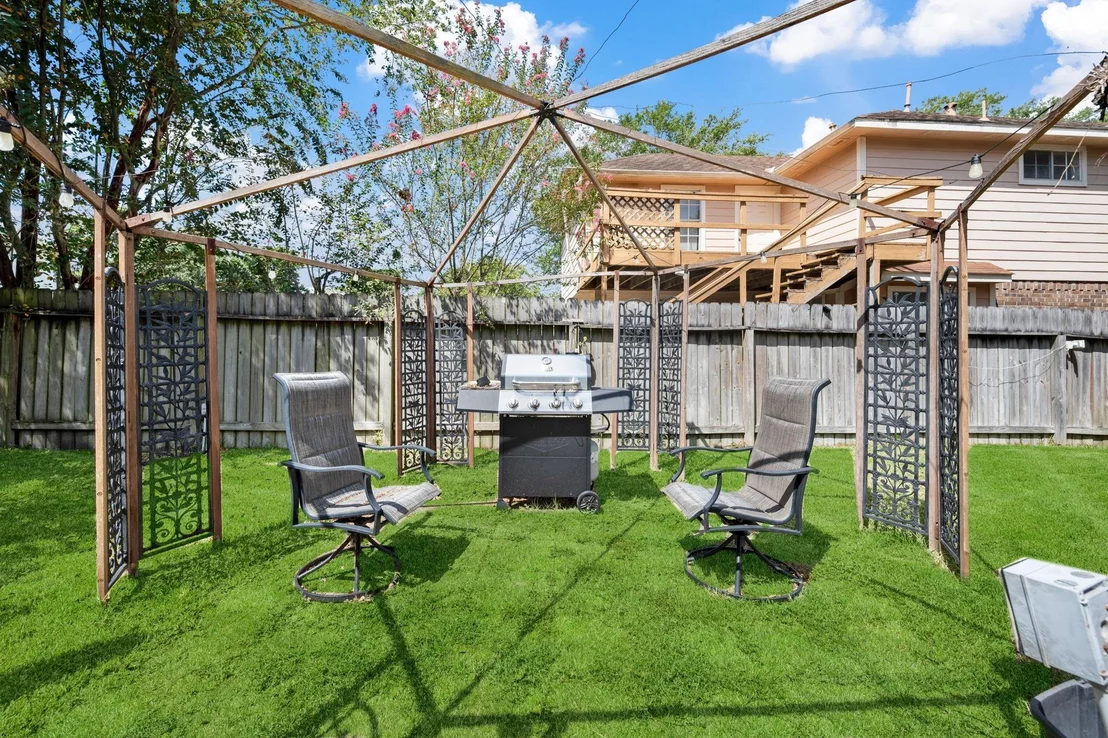 Photo of 7306 Oak Walk Drive