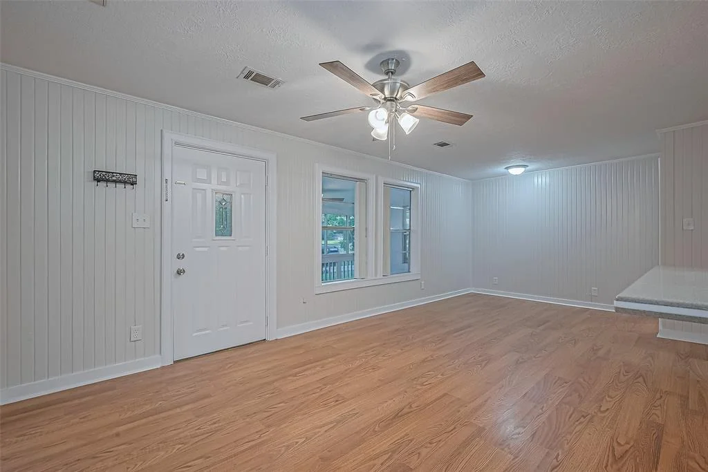 Photo of 1372 W Pine Lake Circle