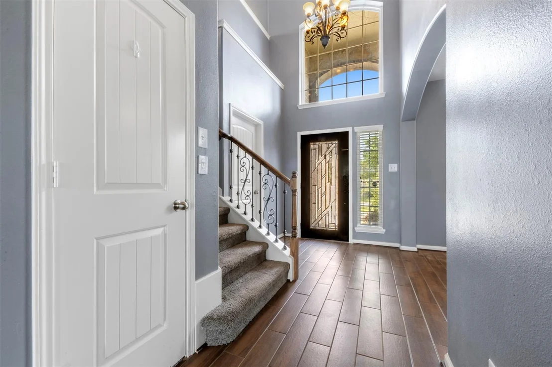 Photo of 21370 Russell Chase Drive