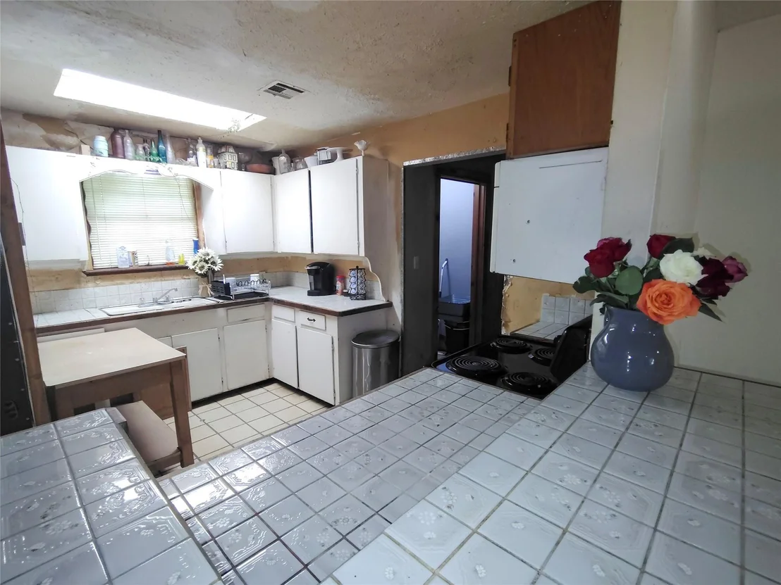 Photo of 14102 Pinehurst Lane
