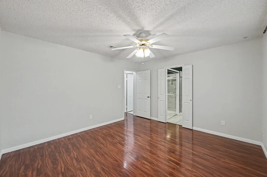 Photo of 25103 Thrushwood Lane