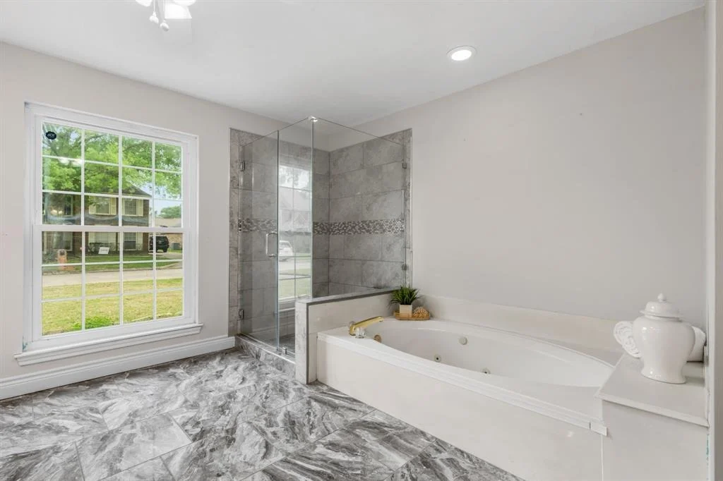 Photo of 5923 Silent Oaks Drive