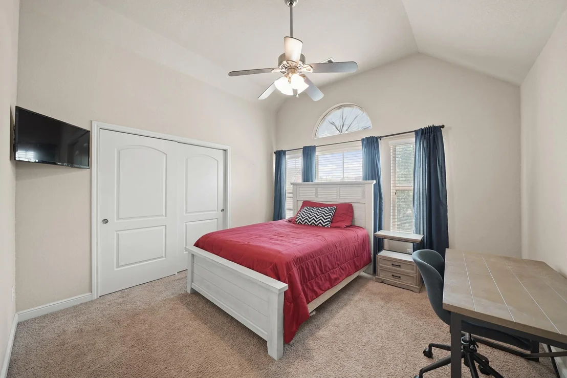 Photo of 14802 Russet Bend