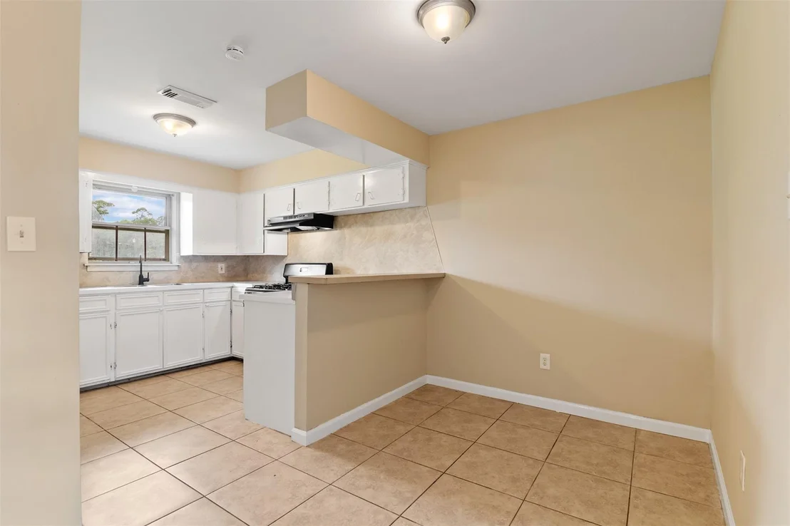 Photo of 18108 Wild Oak Drive