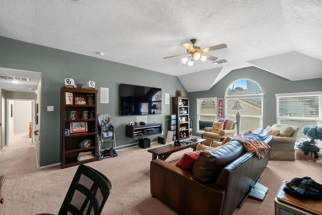 Photo of 22 Ryanwyck Place