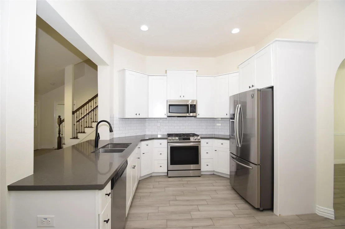 Photo of 5084 Morrison Boulevard